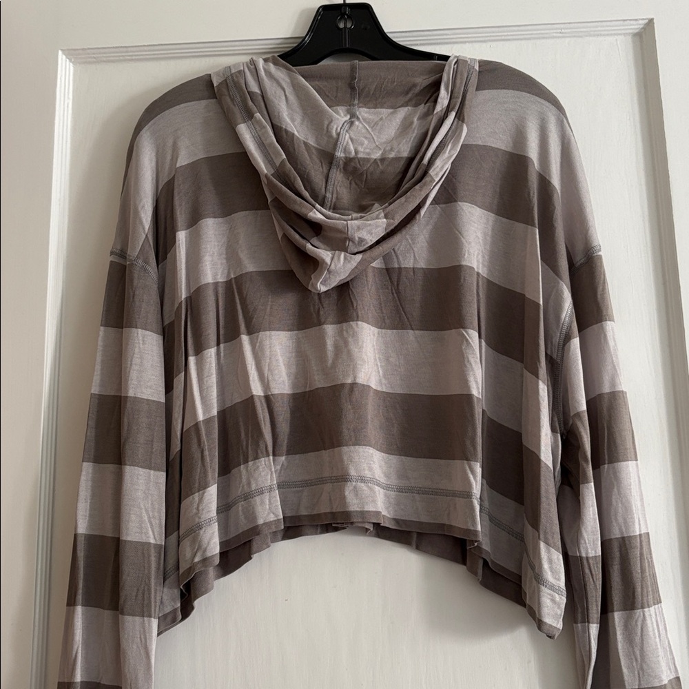 NWT Ivan Grundahl Striped Taupe and Mushroom Cropped Hoodie Size S - Picture 5 of 6